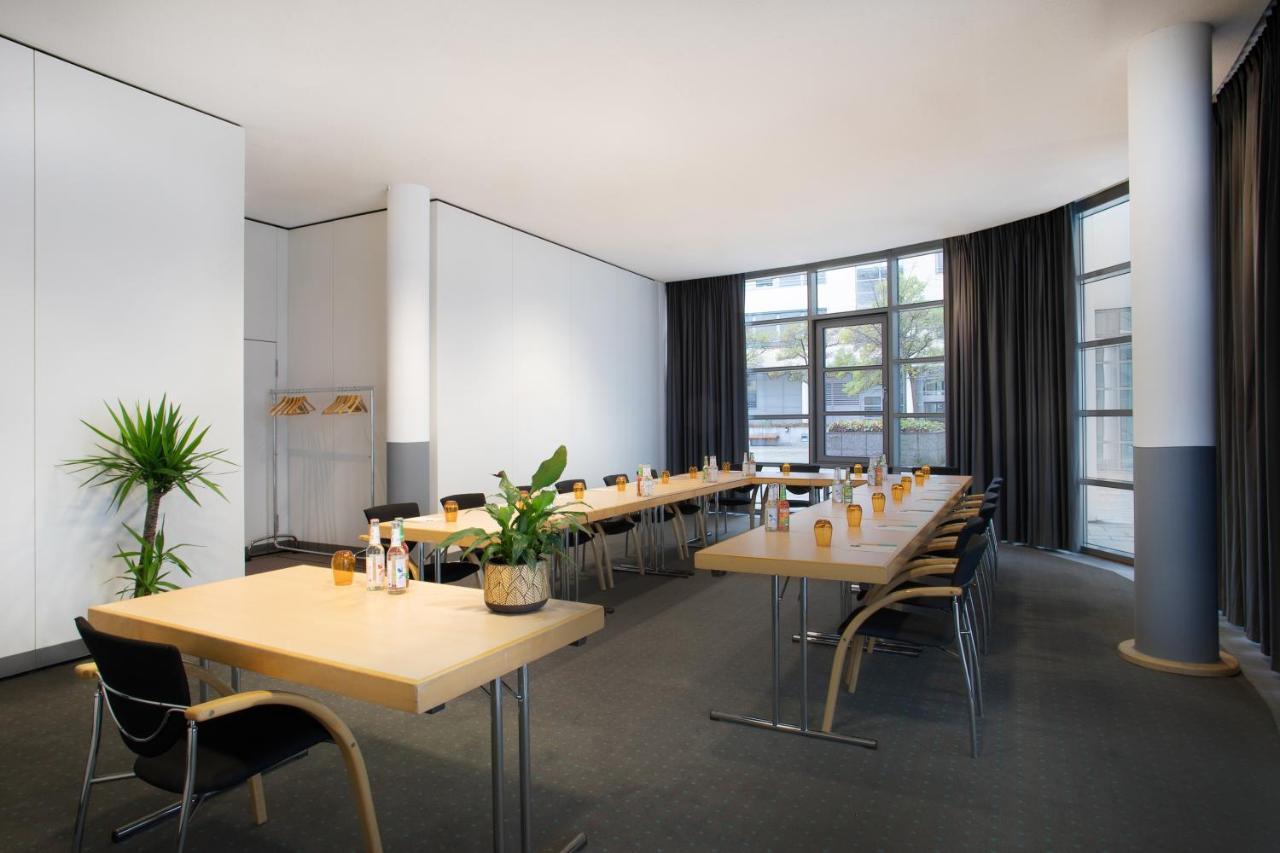 Four Munich Neue Messe Hotel Aschheim Kültér fotó