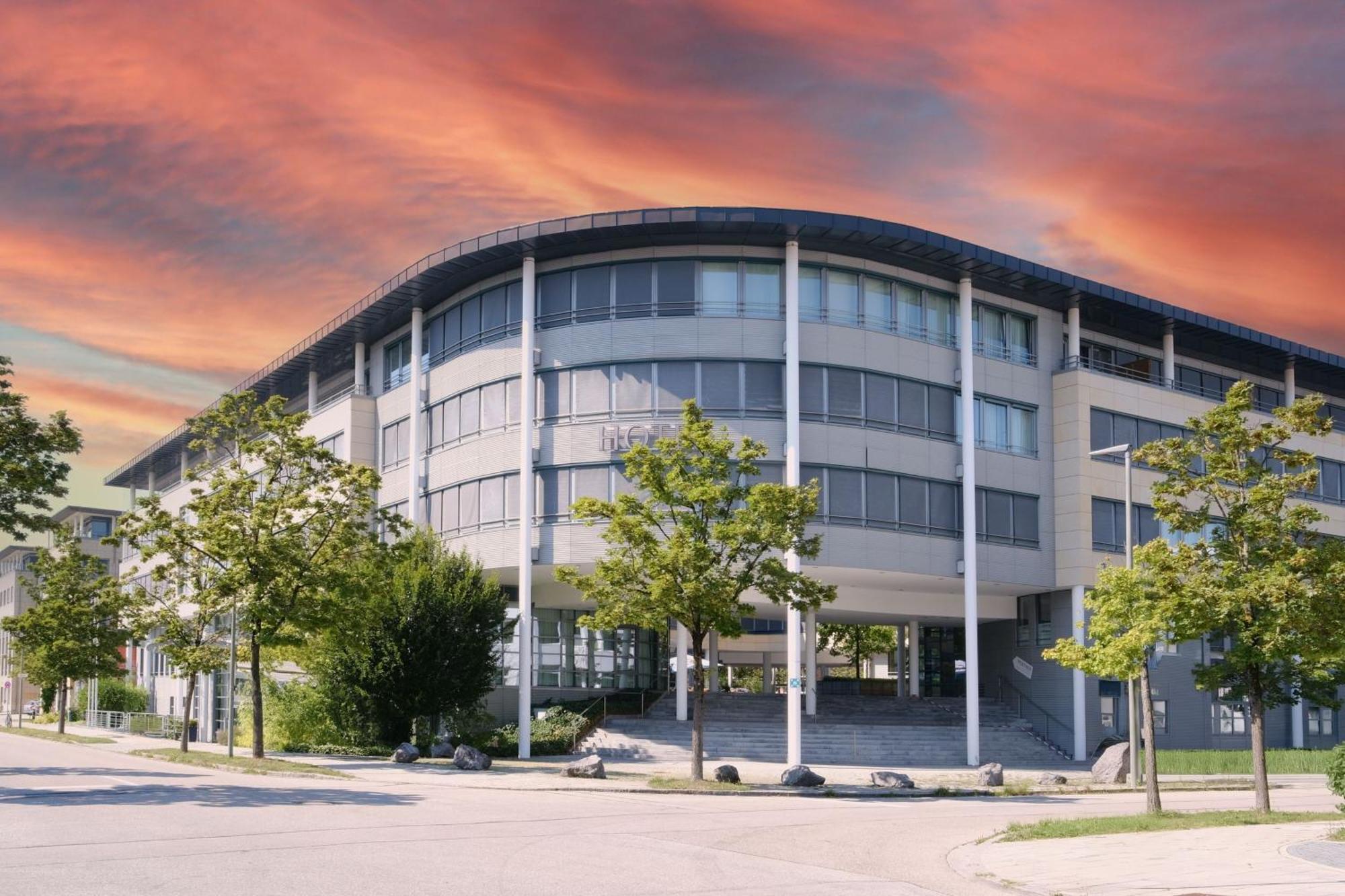 Four Munich Neue Messe Hotel Aschheim Kültér fotó