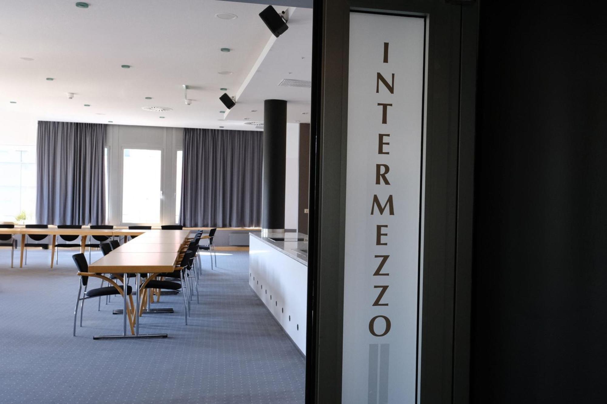 Four Munich Neue Messe Hotel Aschheim Kültér fotó